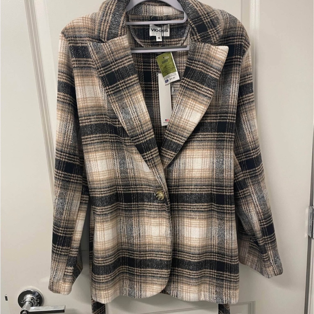 Vigoss Plaid Single-Button Blazer in Black and Cream